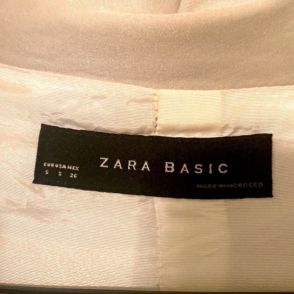 Zara Basic Zipper And Button Down Light Cape - image 3